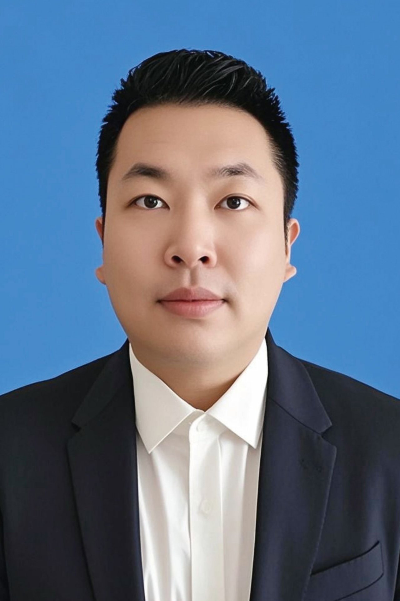李然然